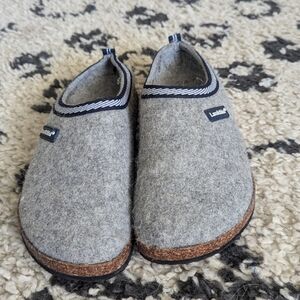 Grey LandChief slippers 9